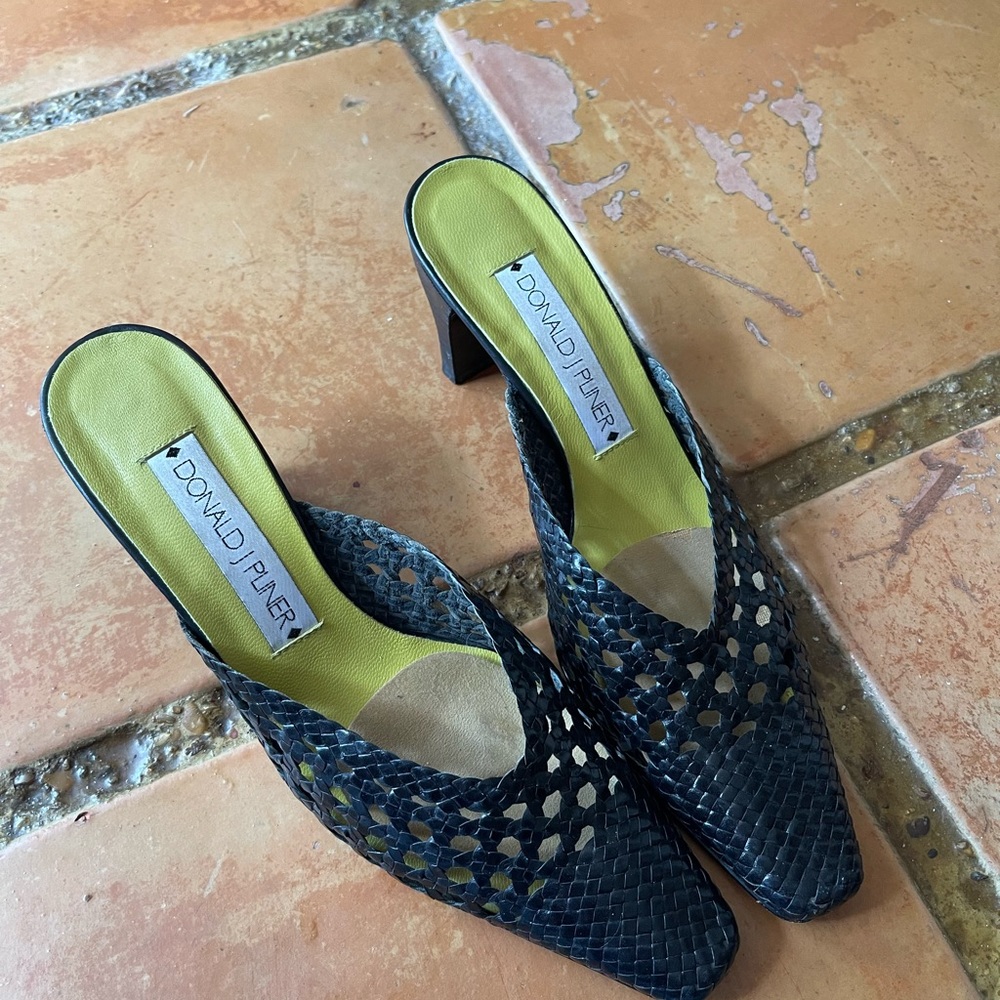 Donald Pliner braided Black Leather Mules